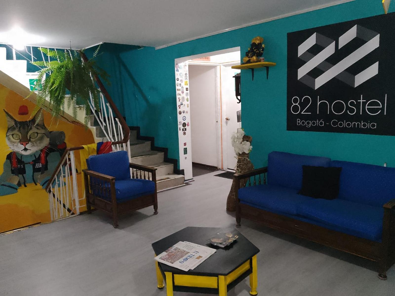 82Hostel Bogota Bagian luar foto